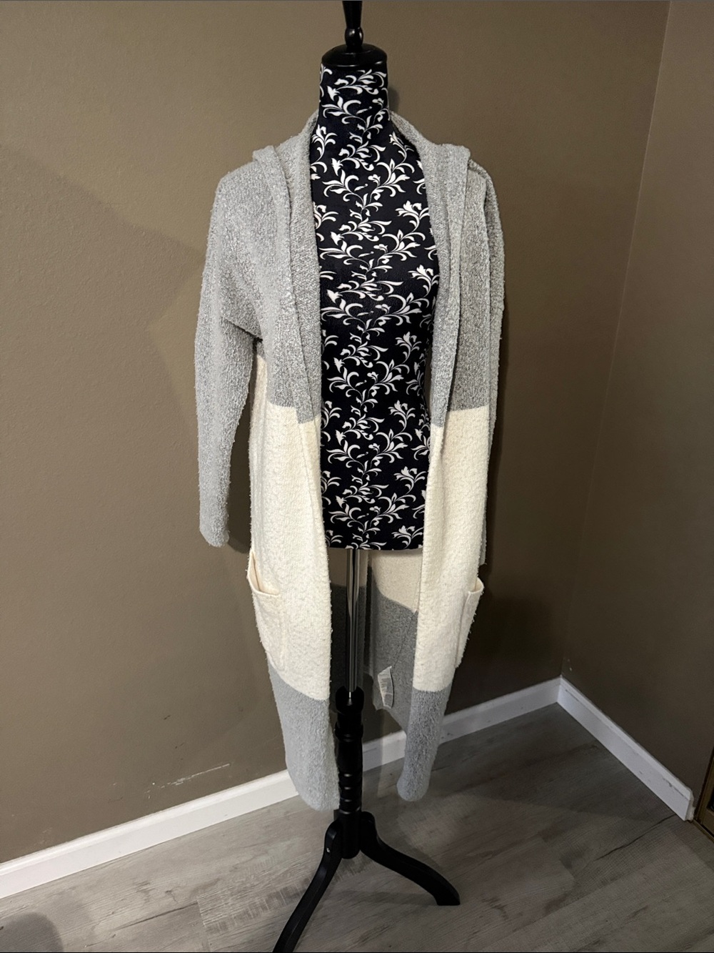 Simply Be Two-Tone Hooded Open Cardigan - Gray & Cream